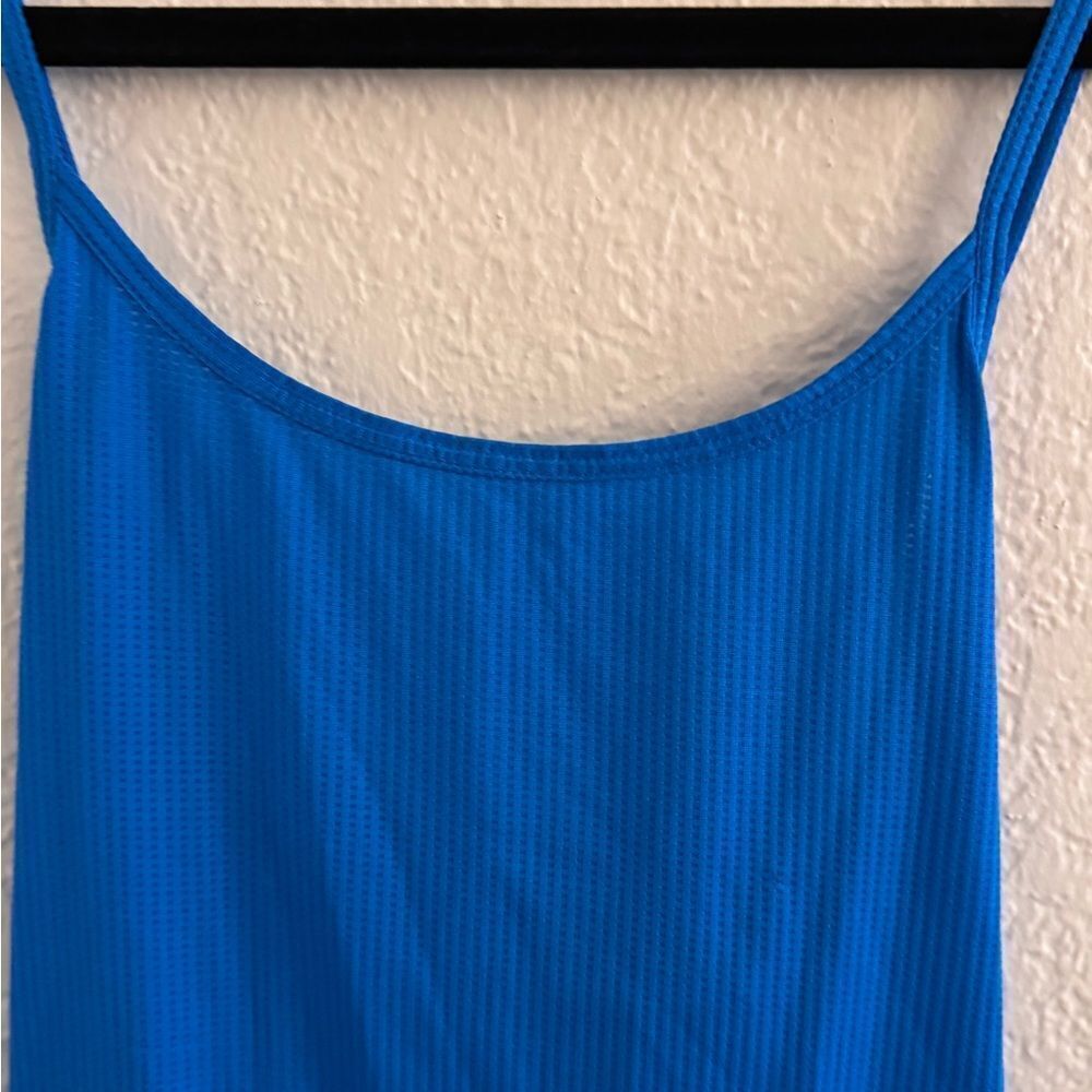 Rabbit Rabbit Rabbit Fitted Blue Camisole Top - Picture 2 of 6